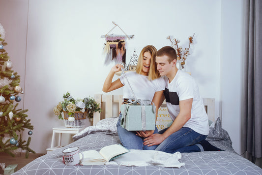 Why Intimacy Kits Make the Perfect Gift for Modern Couples?